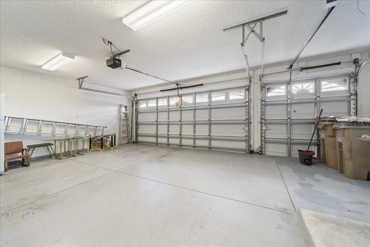 PLANTATION AT LEESBURG MANOR VIEW VILLAGE - Residential