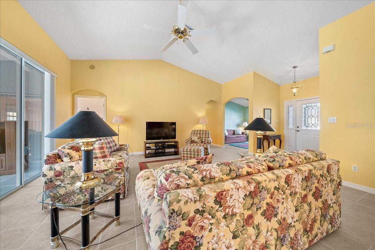 PLANTATION AT LEESBURG MANOR VIEW VILLAGE - Residential