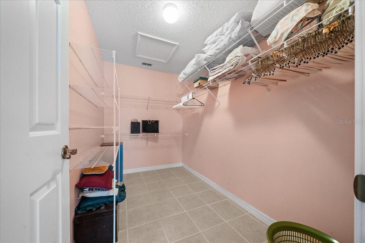 PLANTATION AT LEESBURG MANOR VIEW VILLAGE - Residential