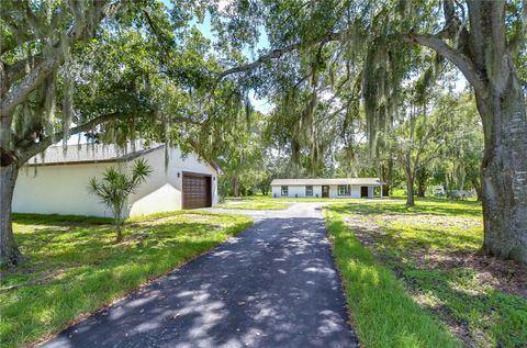 A home in GIBSONTON