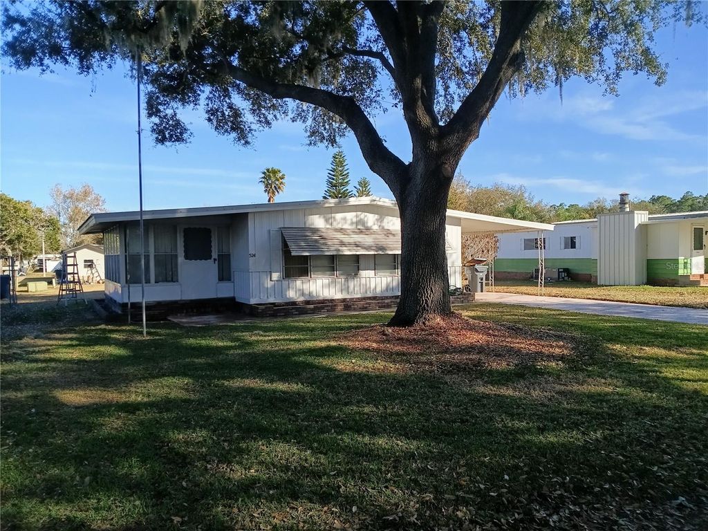 Photo of 524 Oak Ridge W, Lakeland, FL 33801 (MLS # L4959029)