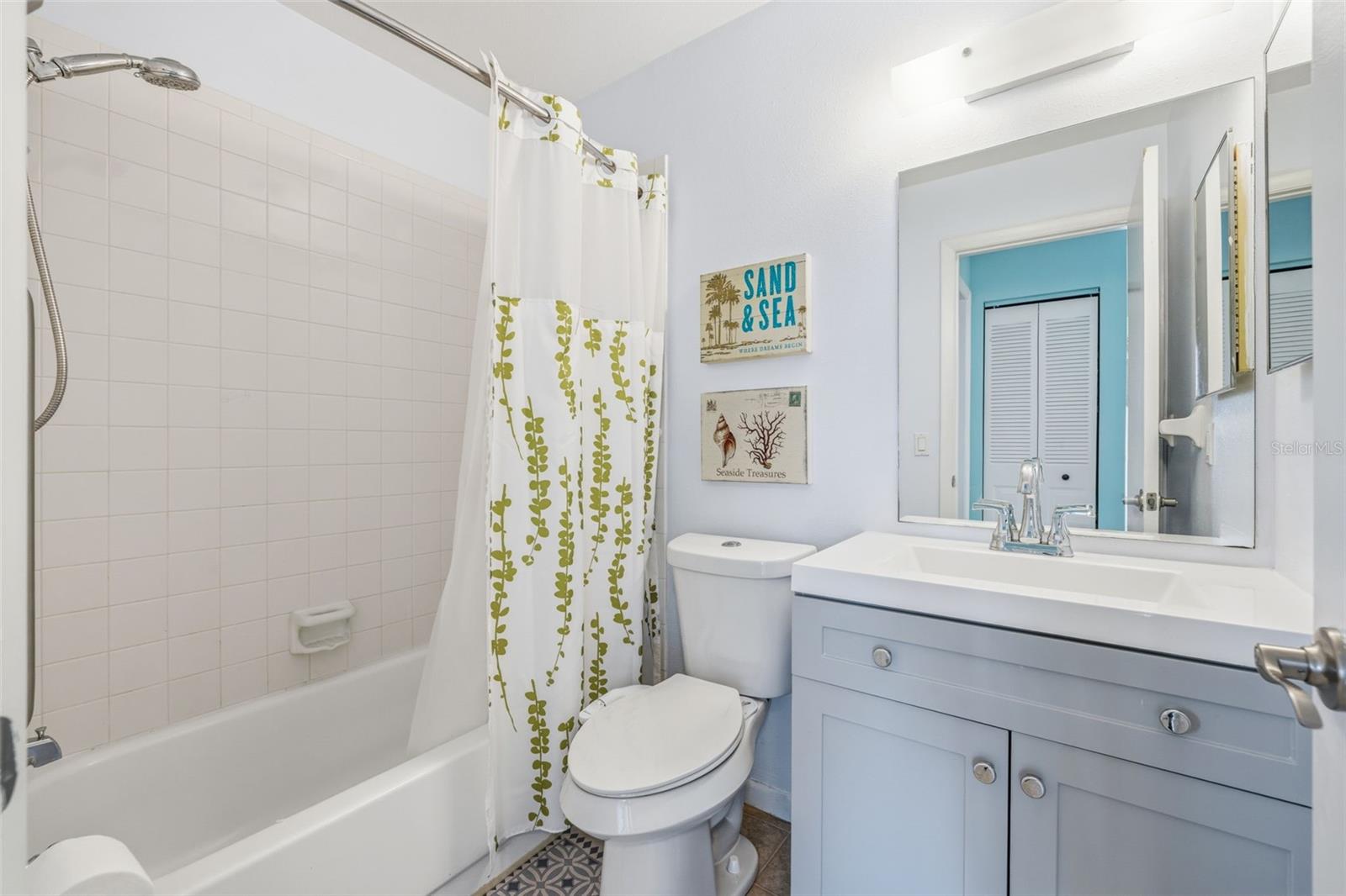 LAKE TIFFANY CONDO - Residential