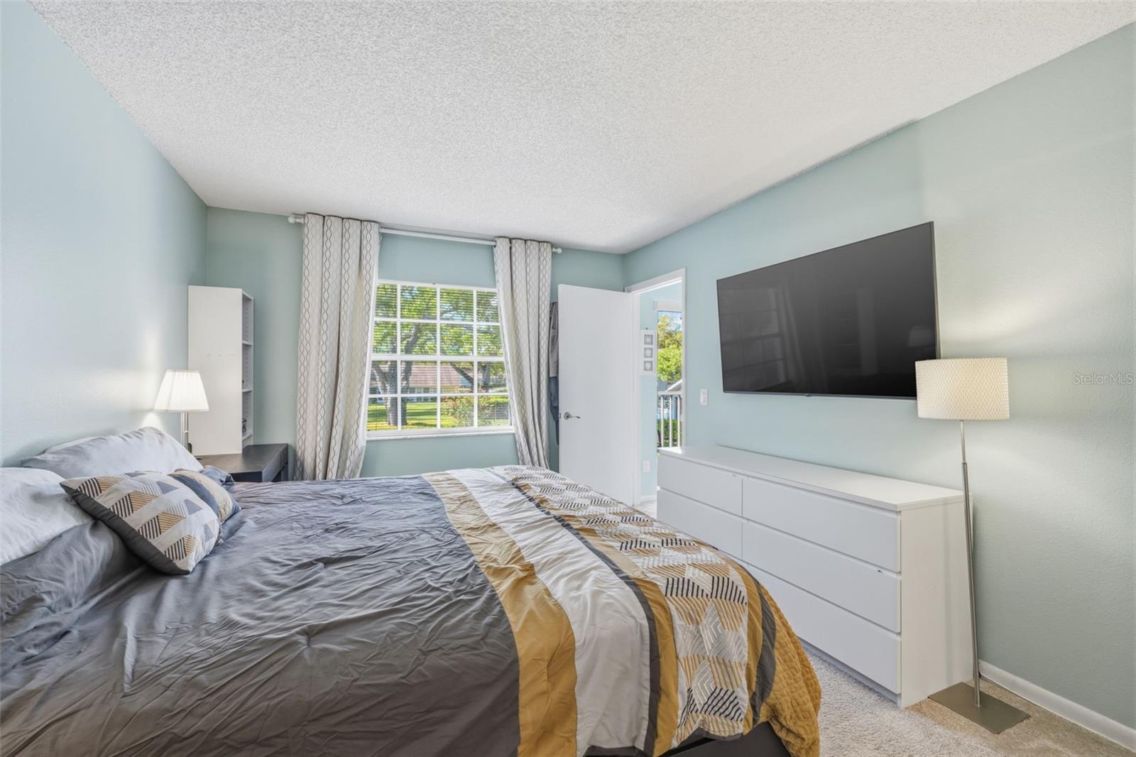 LAKE TIFFANY CONDO - Residential