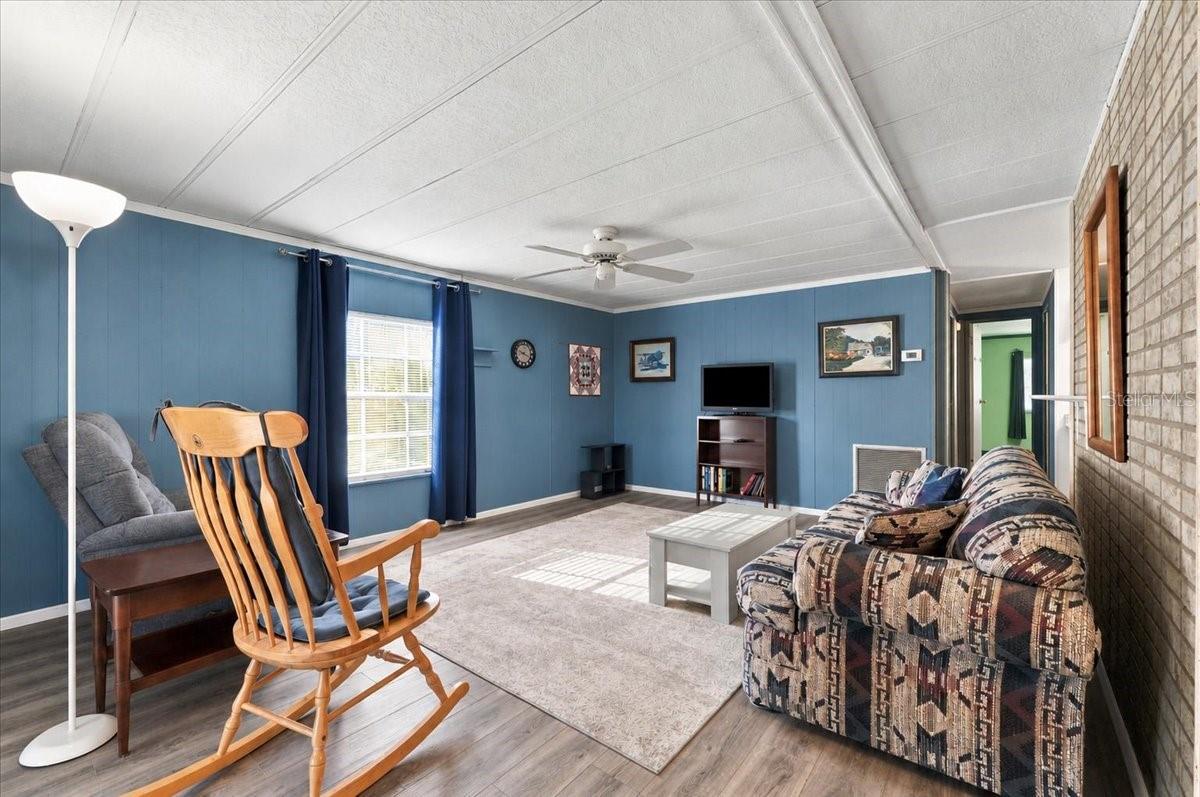 1610 REYNOLDS ROAD 10