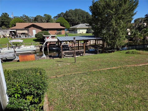 Tiny photo for 970 Cr 467, Lake Panasoffkee, FL 33538 (MLS # G5119297)
