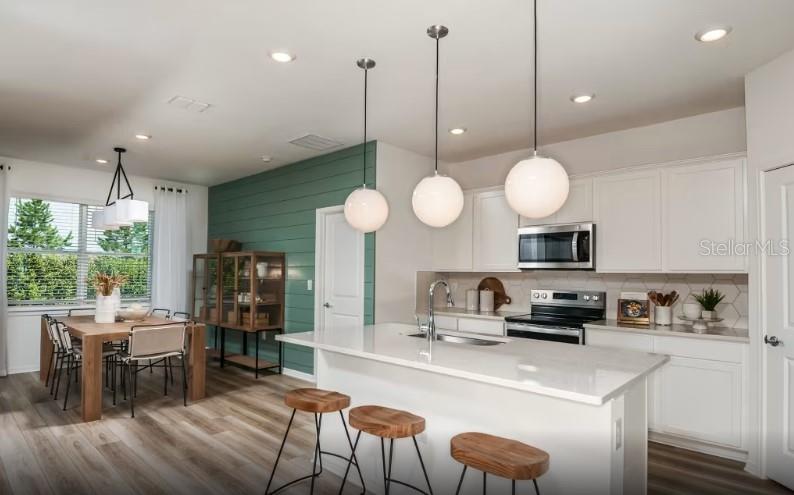 4556; REAGAN LANDING --- PRELIM - Residential