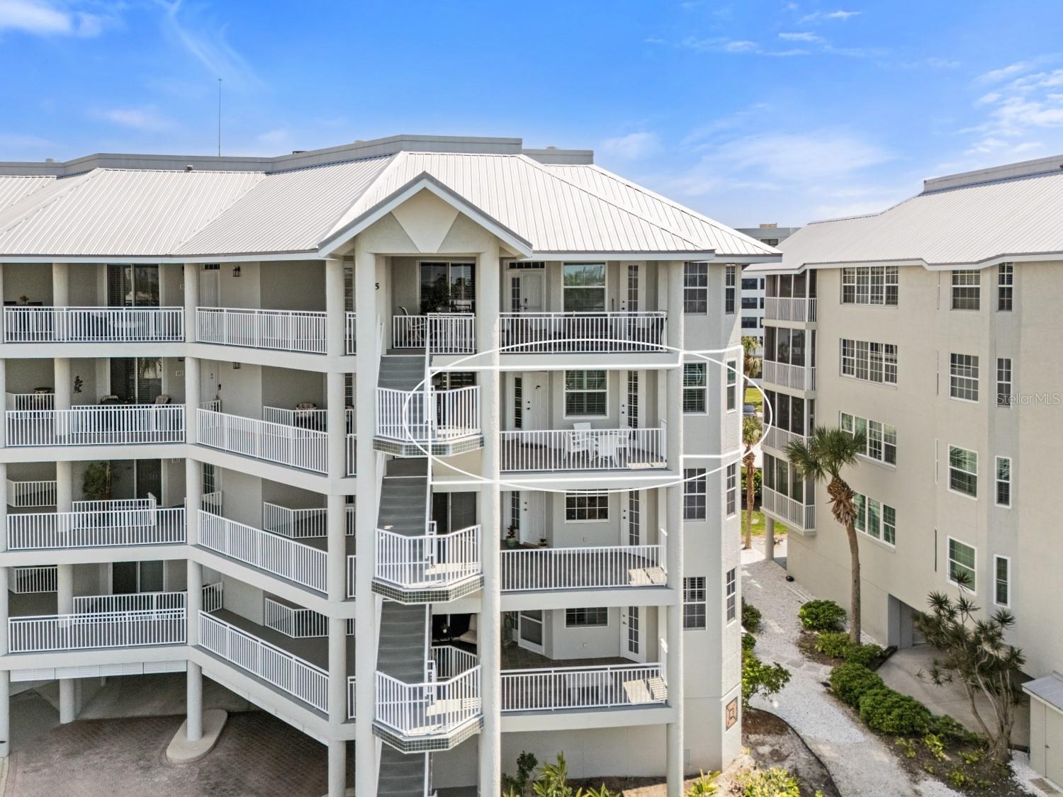 1260 DOLPHIN BAY WAY 404