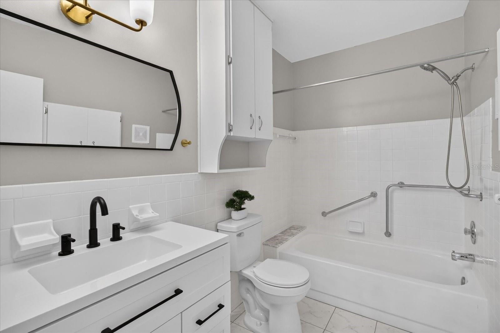 2295 AMERICUS BOULEVARD E 59