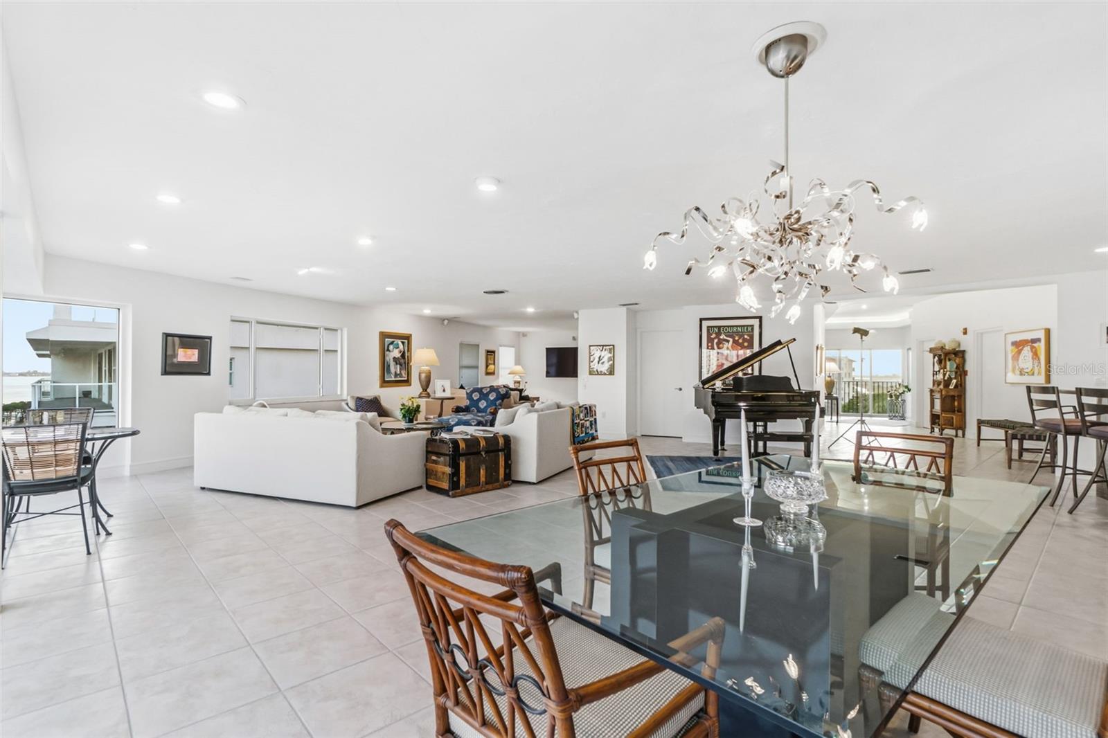 MARINA VIEW - Residential