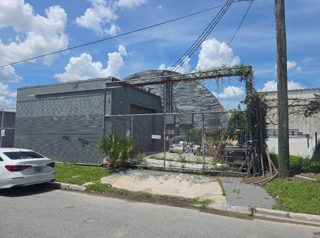 SMITH ELLA & AUBREY - Commercial Lease