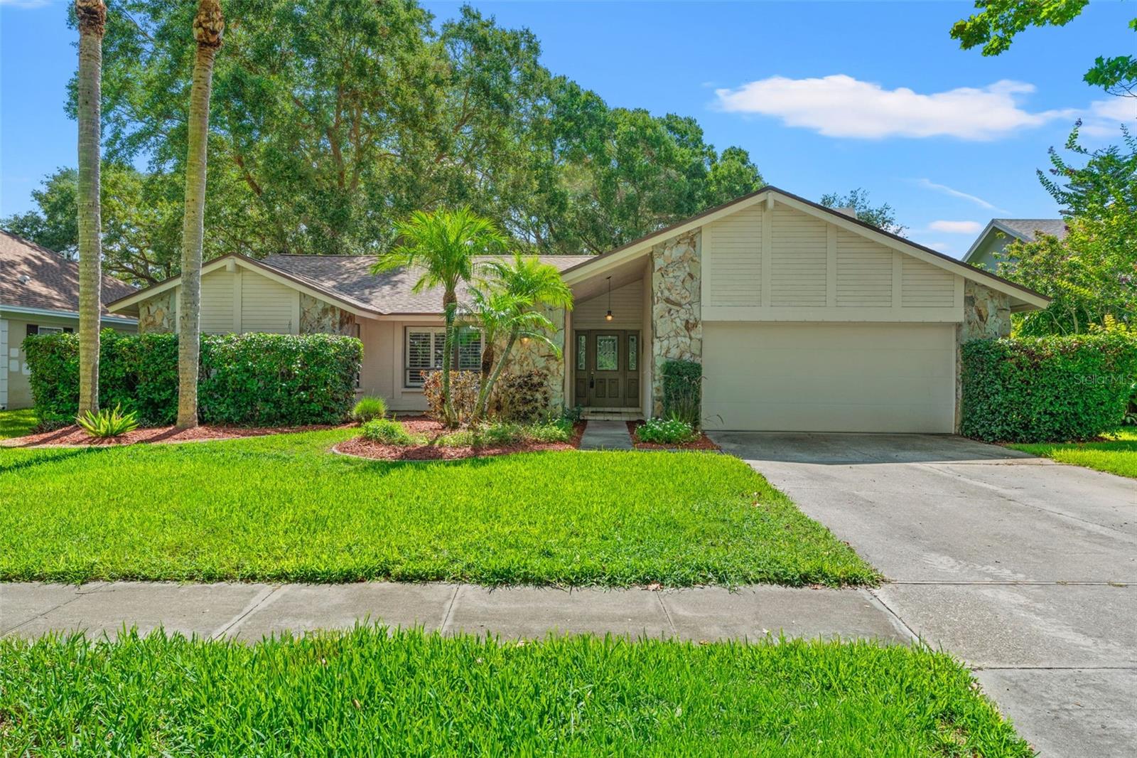 View PALM HARBOR, FL 34684 house