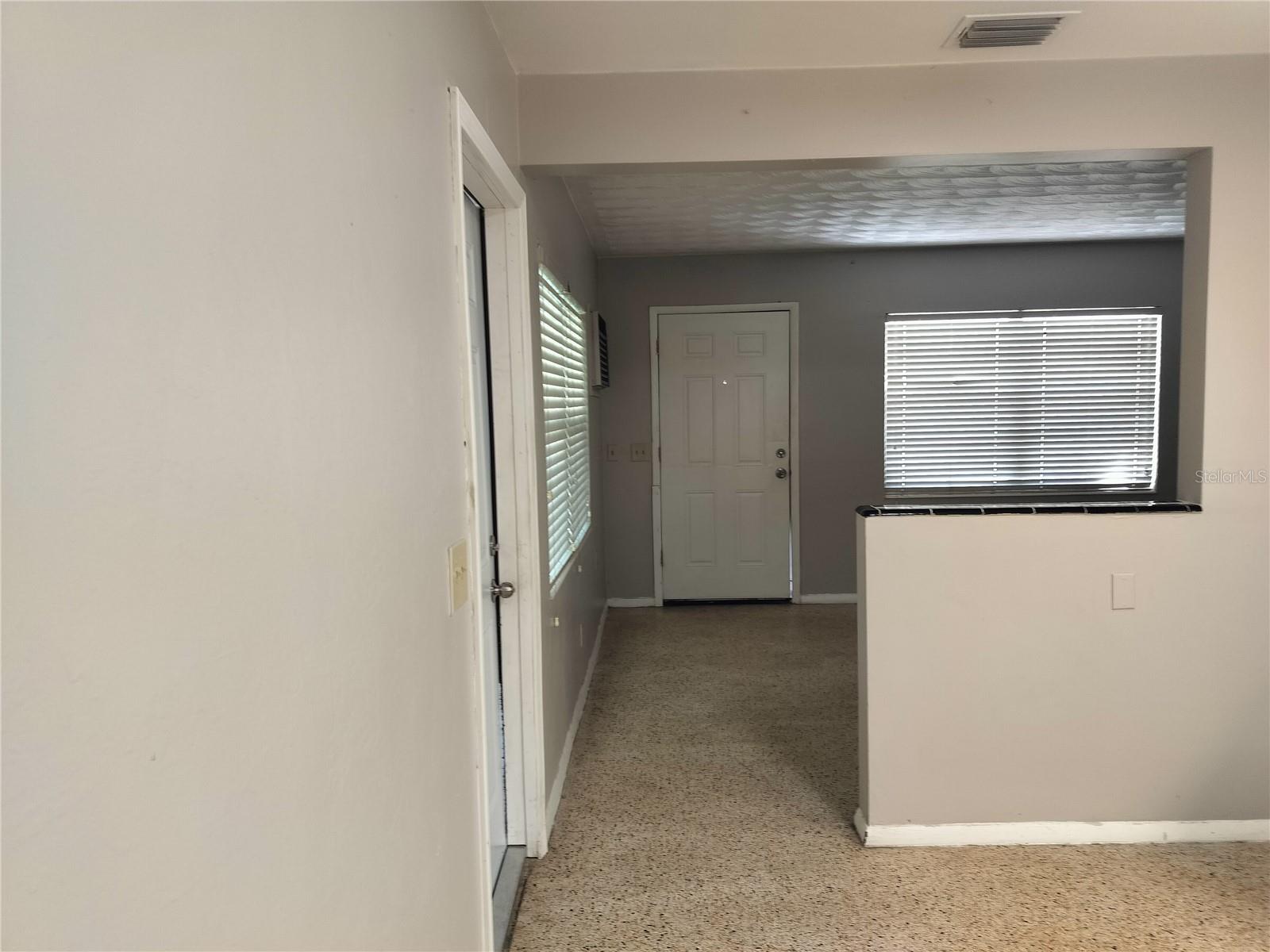 SEBRING HILLS - Residential Lease