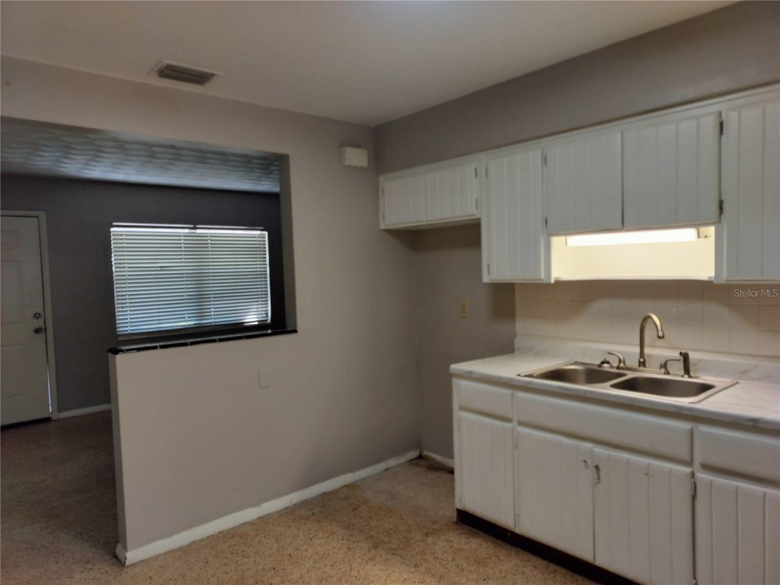 SEBRING HILLS - Residential Lease