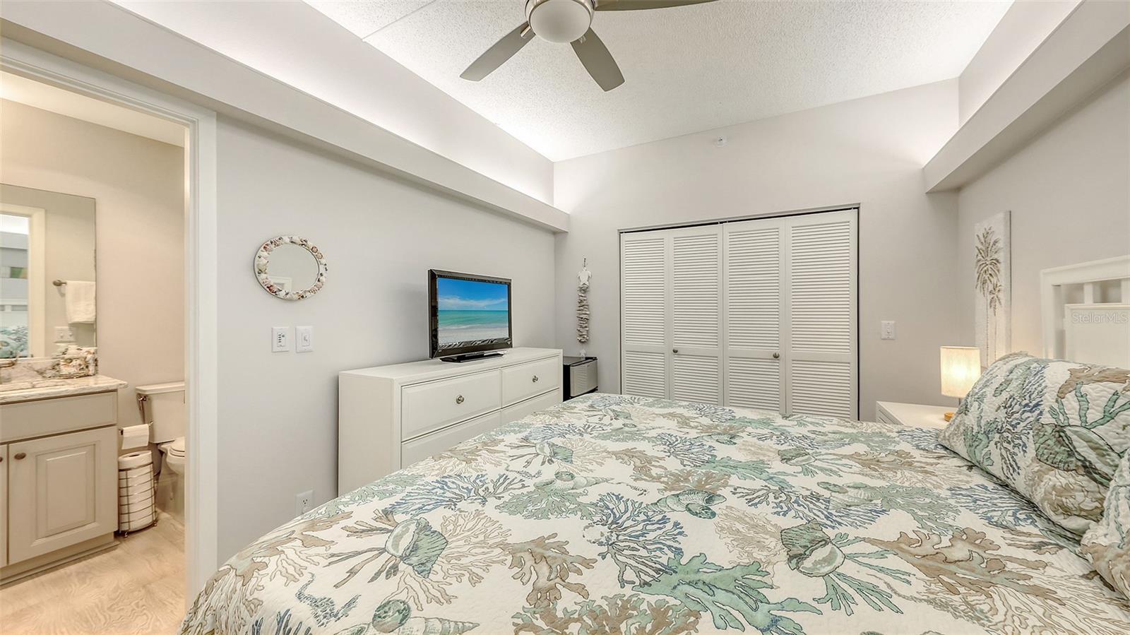 SEAPLACE VI - Residential