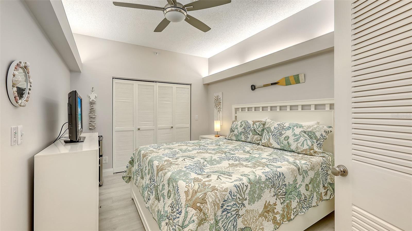SEAPLACE VI - Residential