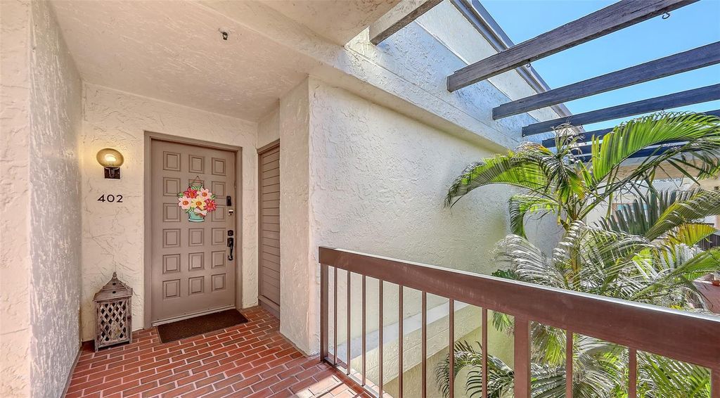 Photo of 1935 Gulf Of Mexico Drive #G7-402, Longboat Key, FL 34228 (MLS # A4667002)
