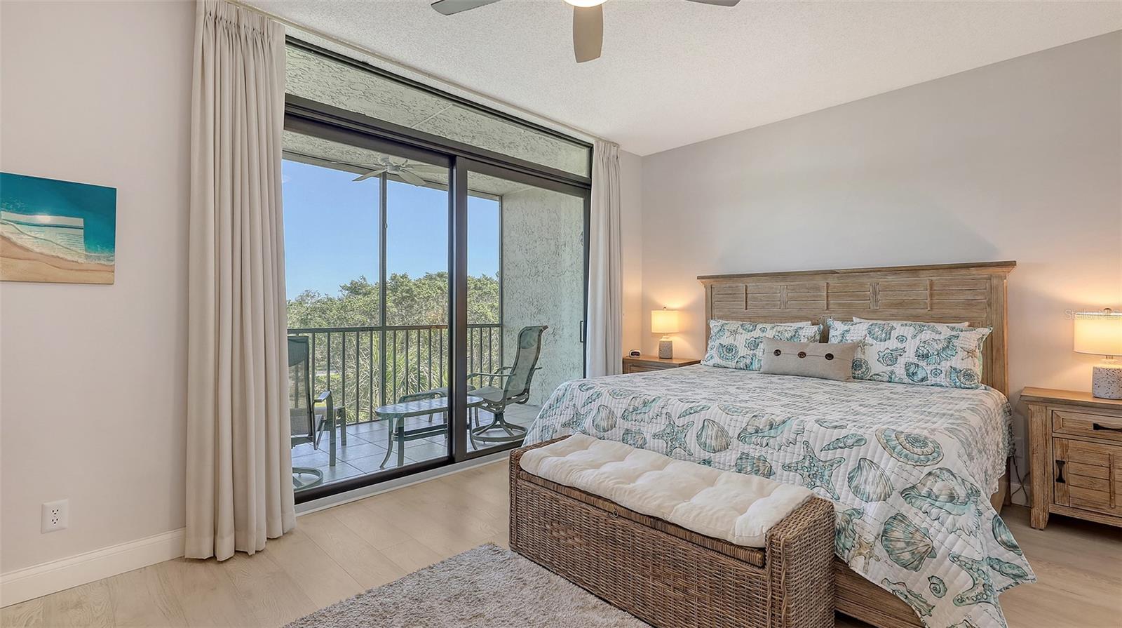 SEAPLACE VI - Residential