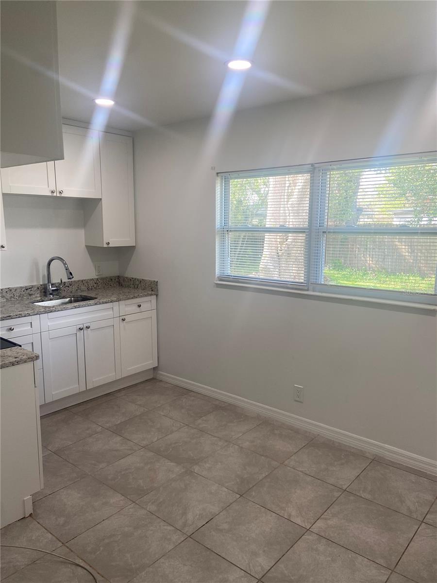 TEMPLE PARK UNIT 1 - Residential Lease