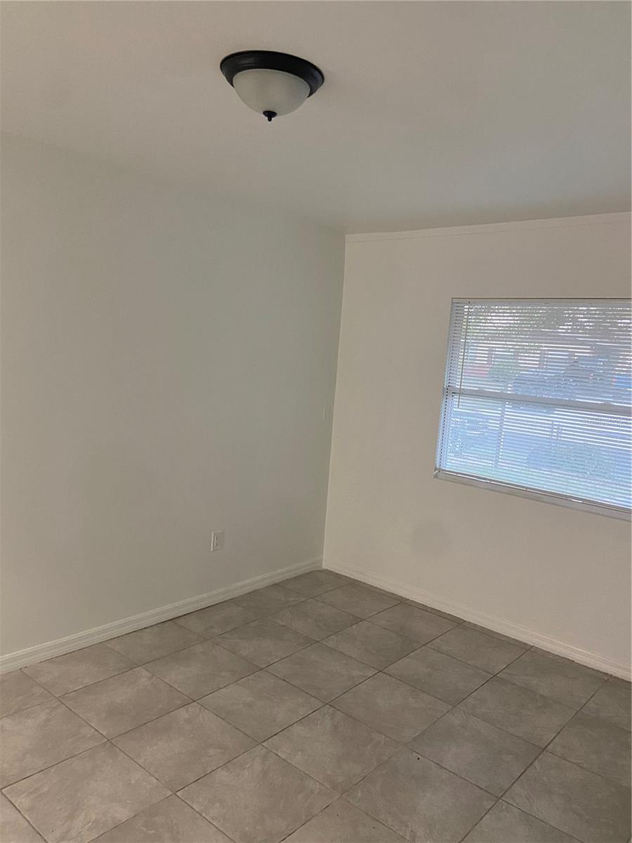 TEMPLE PARK UNIT 1 - Residential Lease