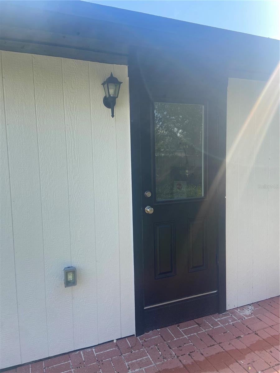 TEMPLE PARK UNIT 1 - Residential Lease