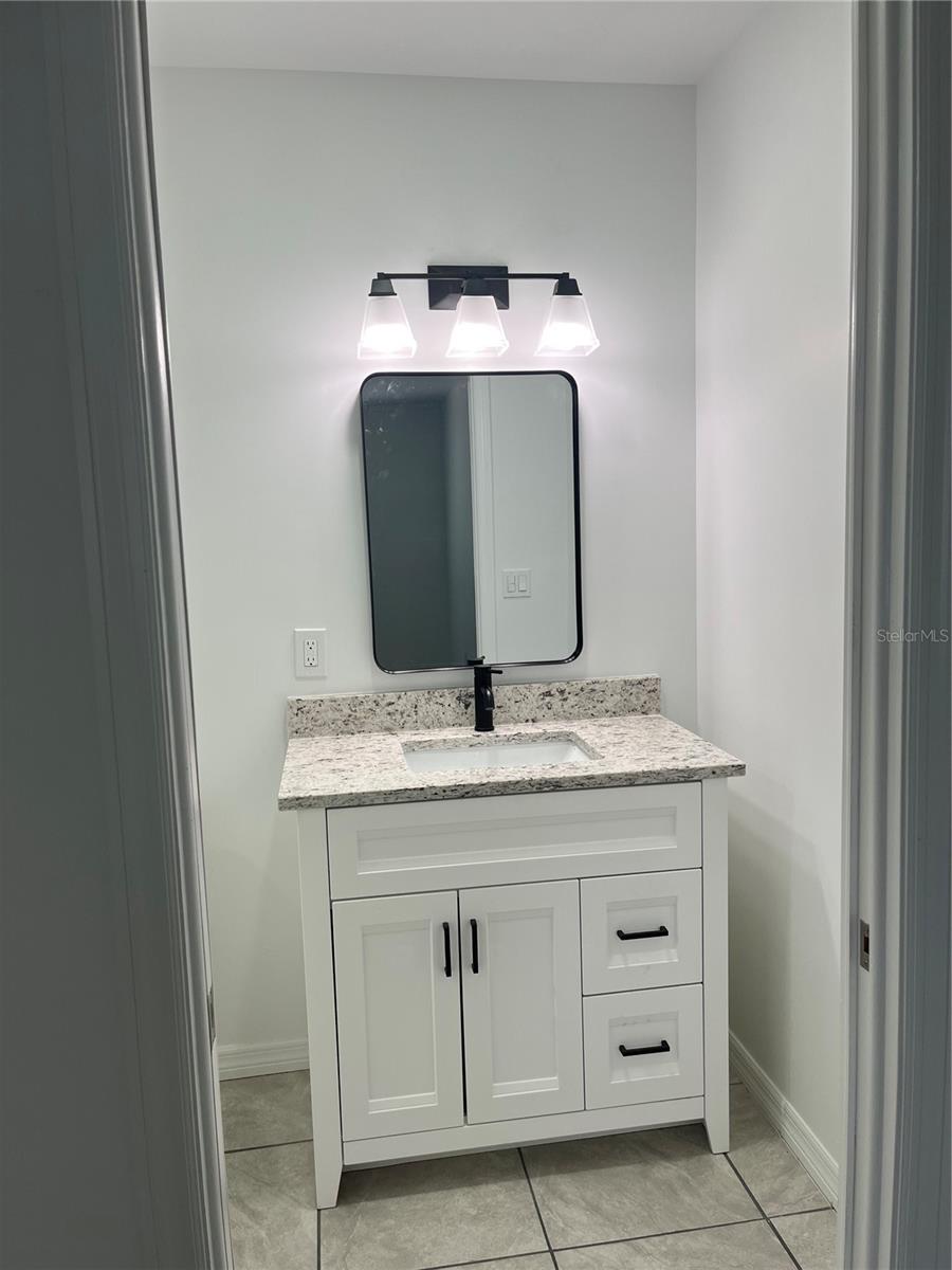 TEMPLE PARK UNIT 1 - Residential Lease