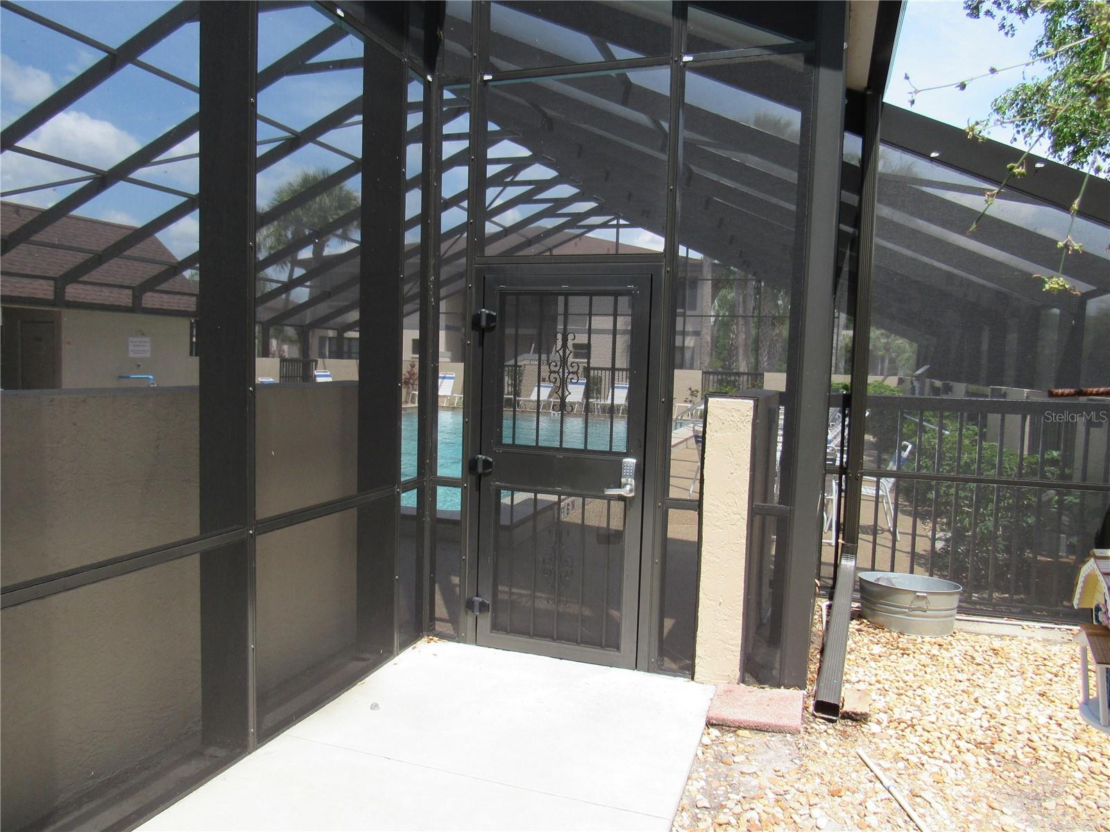 OAKS 04 - Residential