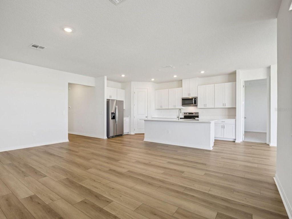 Photo of 13220 Shellmore Avenue, Palmetto, FL 34221 (MLS # TB8484367)