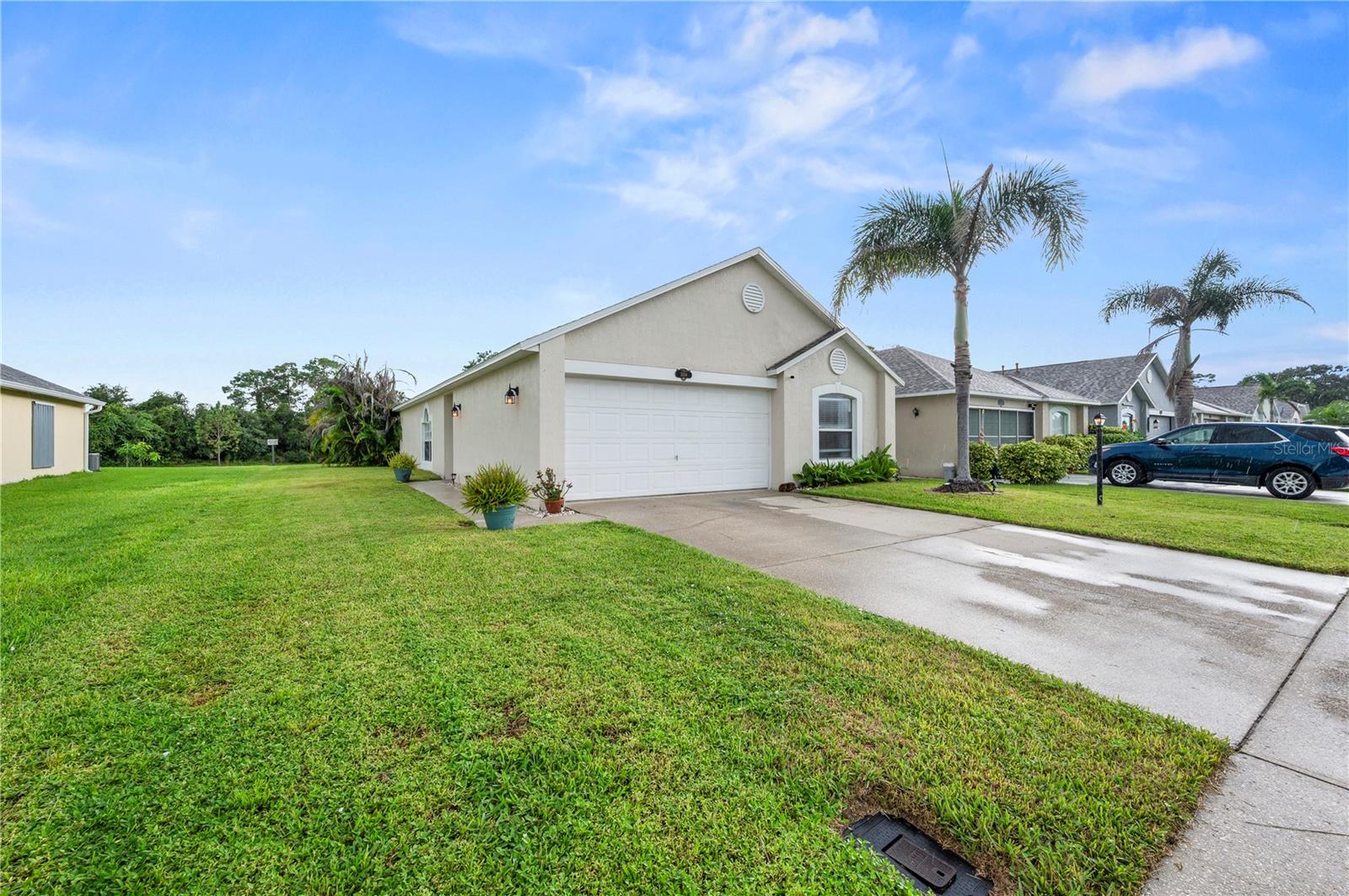 2054 MAJESTIC PINE COURT NE