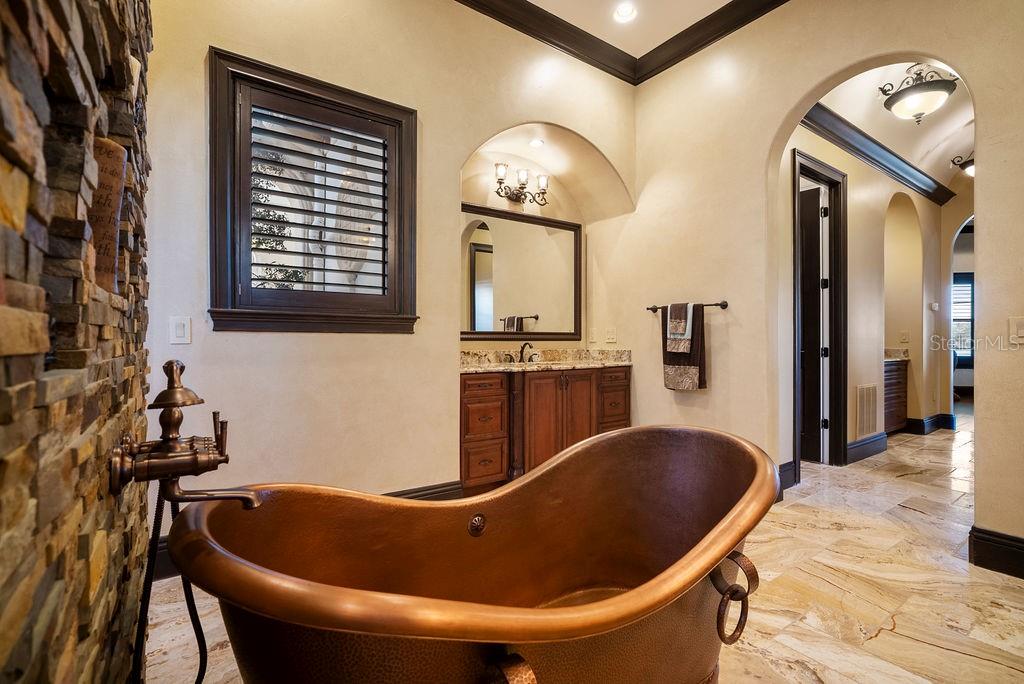 DEER ISLAND - Residential