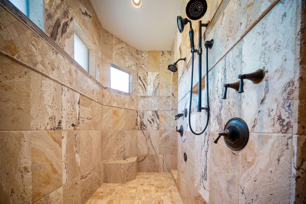 DEER ISLAND - Residential