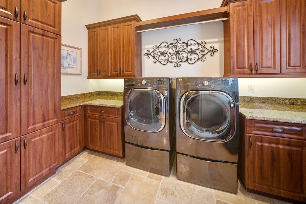 DEER ISLAND - Residential