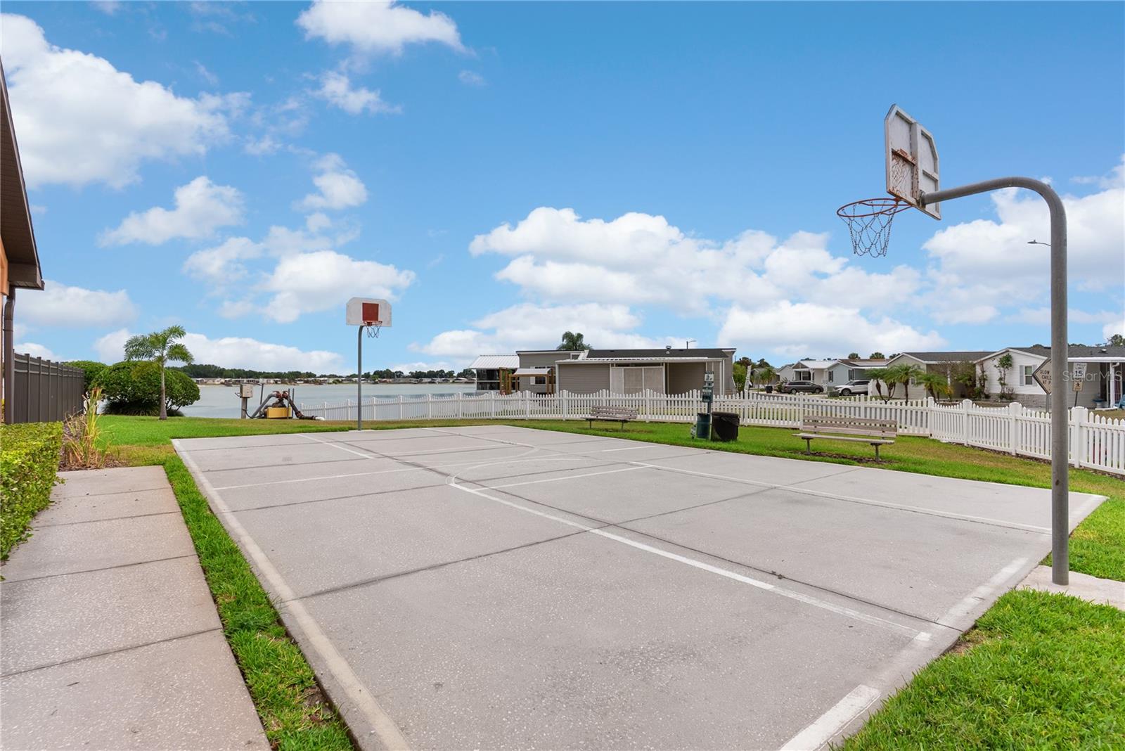 LAKE FANTASIA PLATTED SUB - Residential