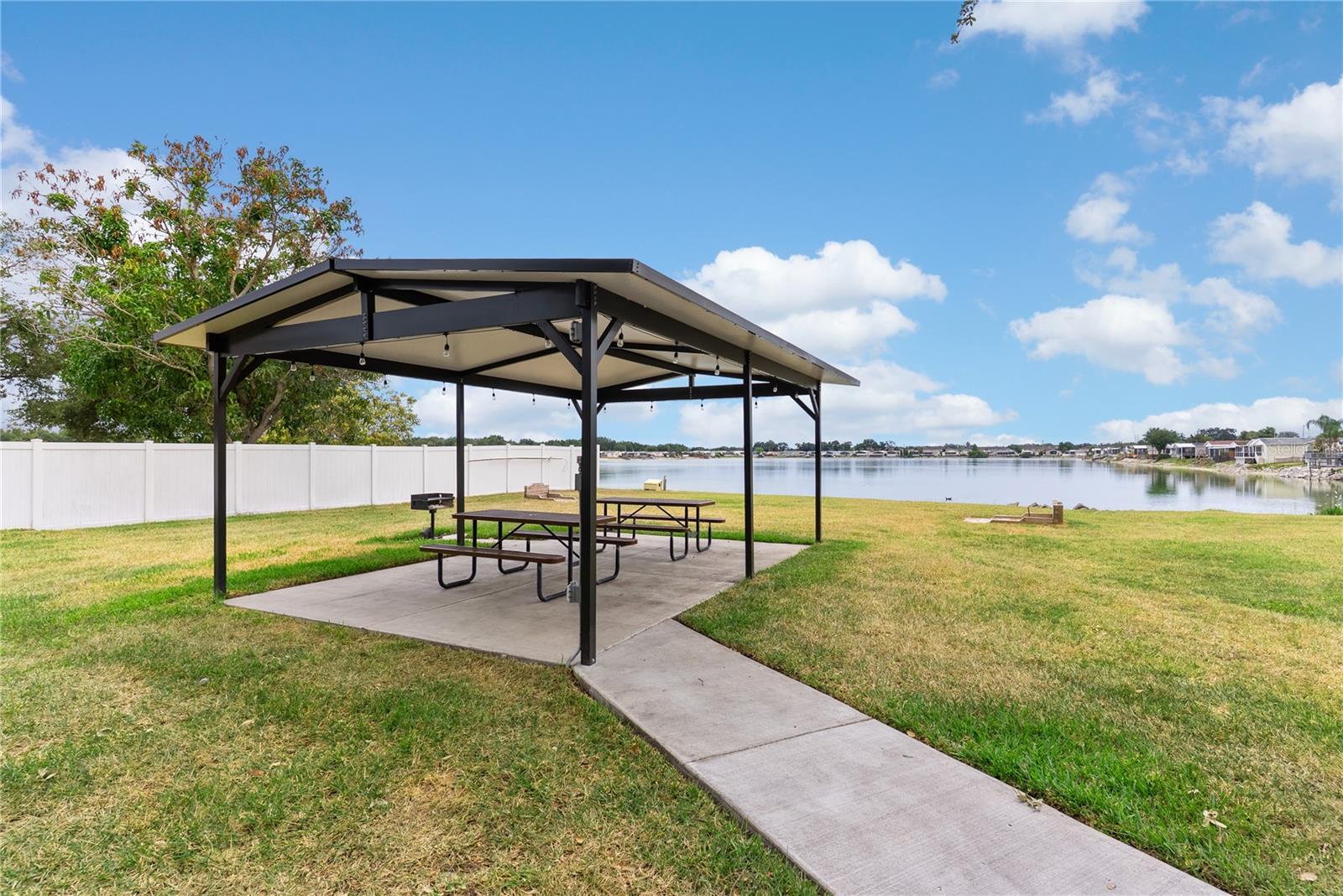 LAKE FANTASIA PLATTED SUB - Residential