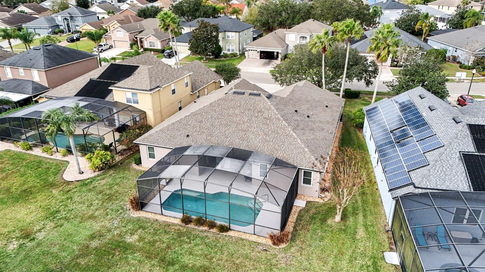 RIVIERA POINTE - Residential