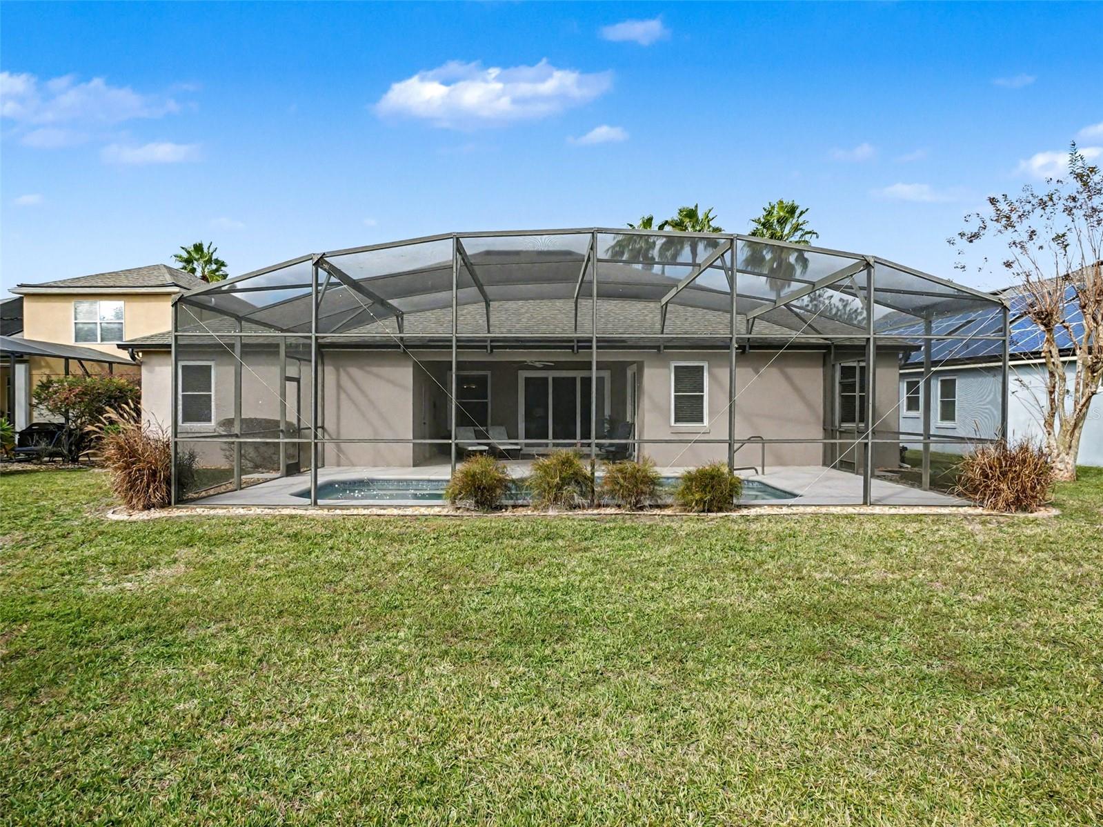 RIVIERA POINTE - Residential