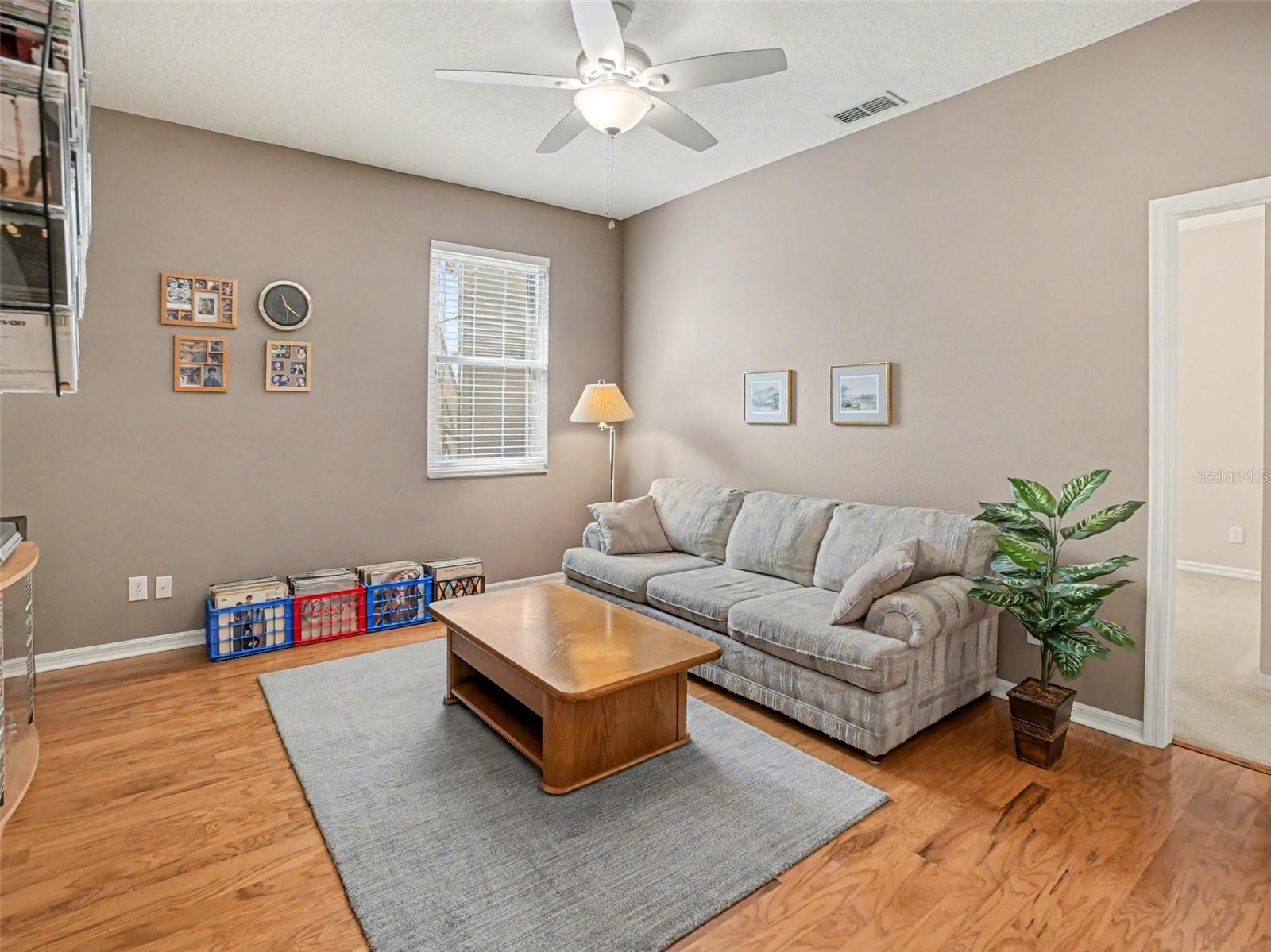 RIVIERA POINTE - Residential