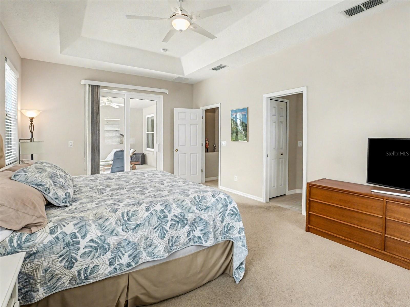 RIVIERA POINTE - Residential