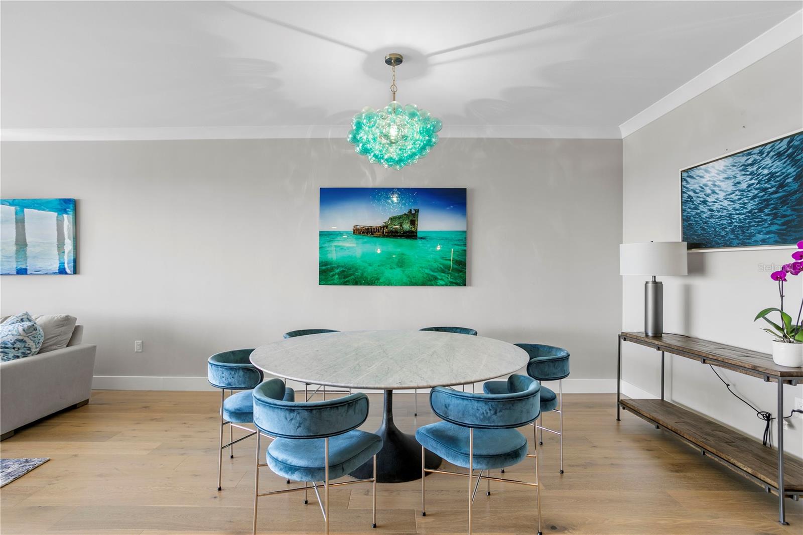 SALVADOR THE CONDO - Residential