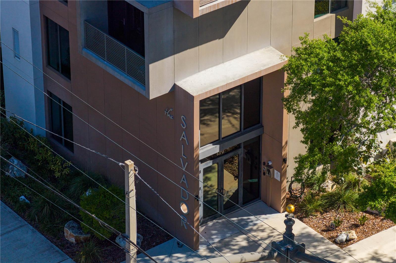 SALVADOR THE CONDO - Residential