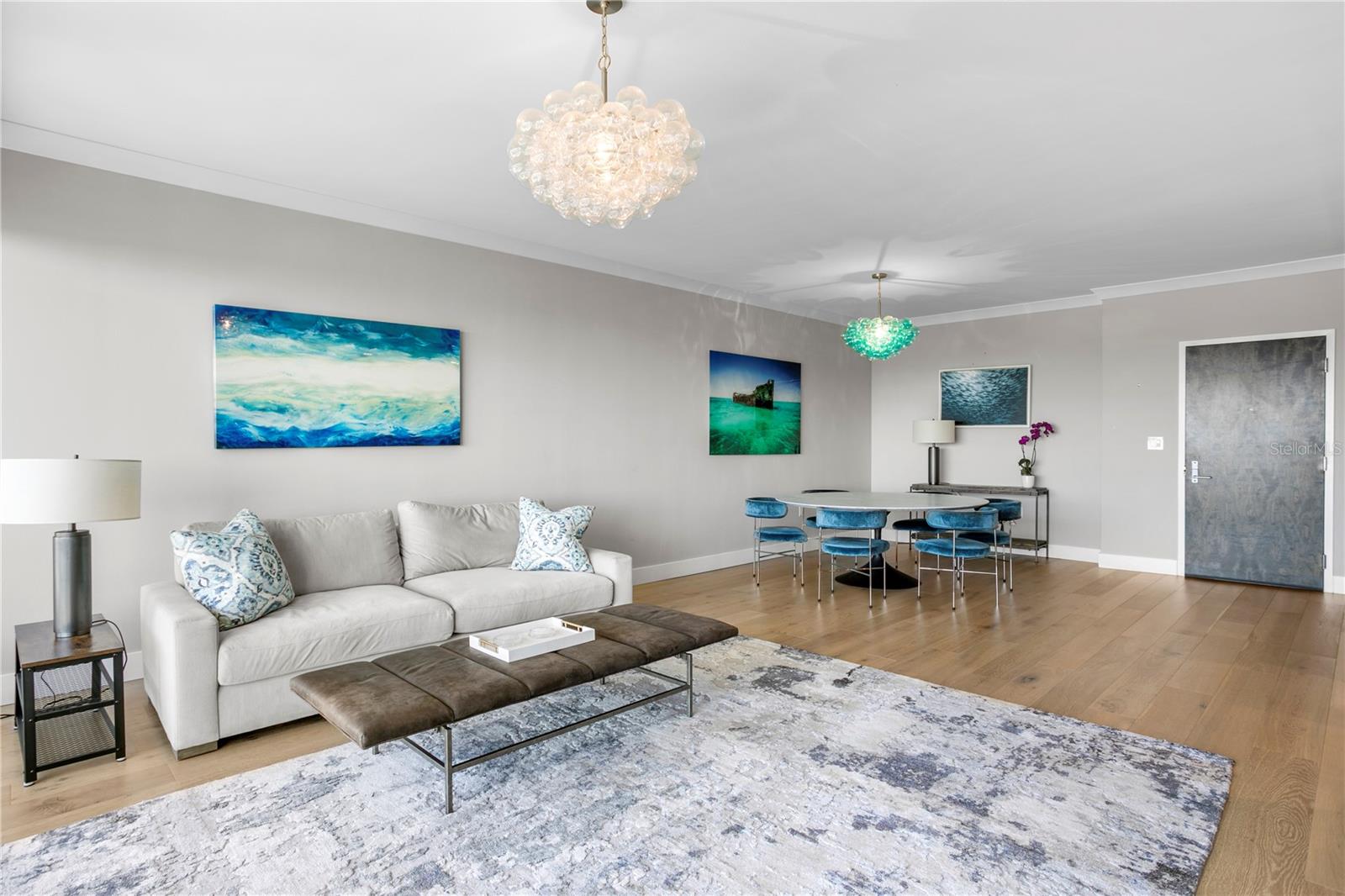 SALVADOR THE CONDO - Residential