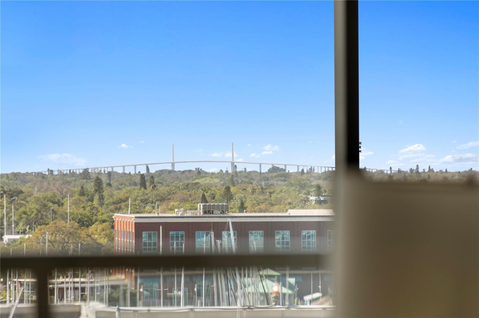 SALVADOR THE CONDO - Residential