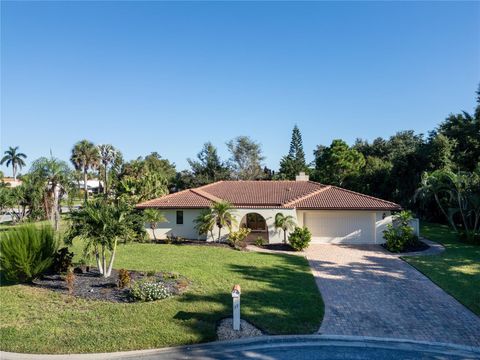 Photo of 37 Waterford Drive, Englewood, FL 34223 (MLS # N6140770)