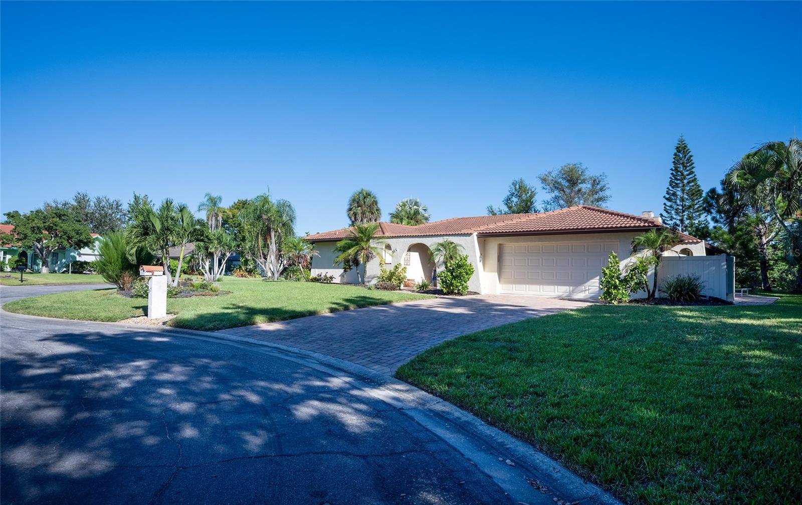 ENGLEWOOD ISLES SUB - Residential