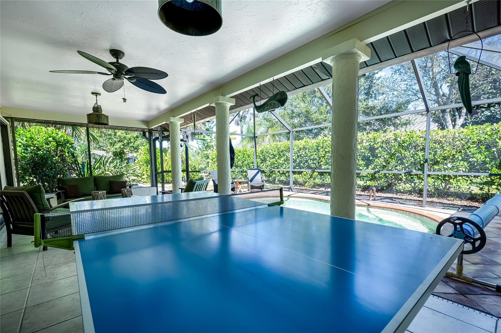 ENGLEWOOD ISLES SUB - Residential