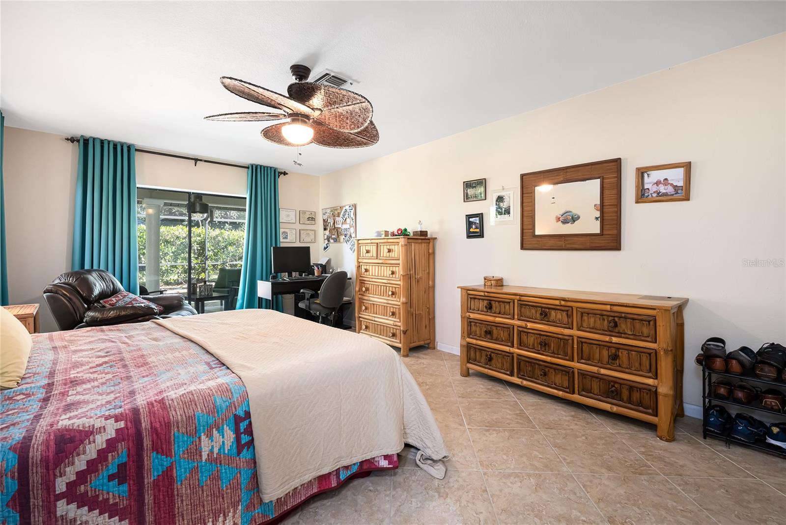 ENGLEWOOD ISLES SUB - Residential