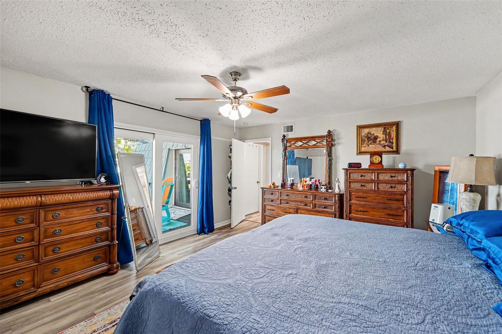 CLEARWATER COVE - Residential