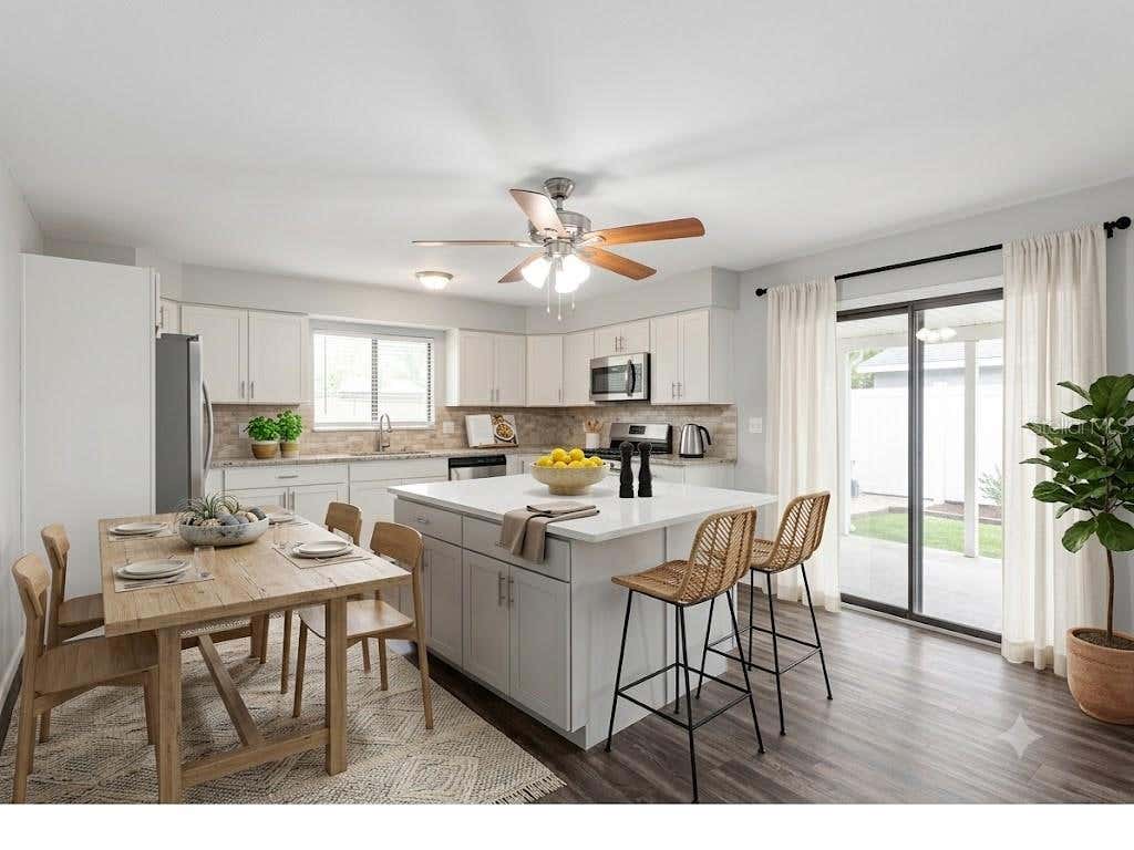 Photo of 14521 Catalina Circle, Seminole, FL 33776 (MLS # TB8509532)