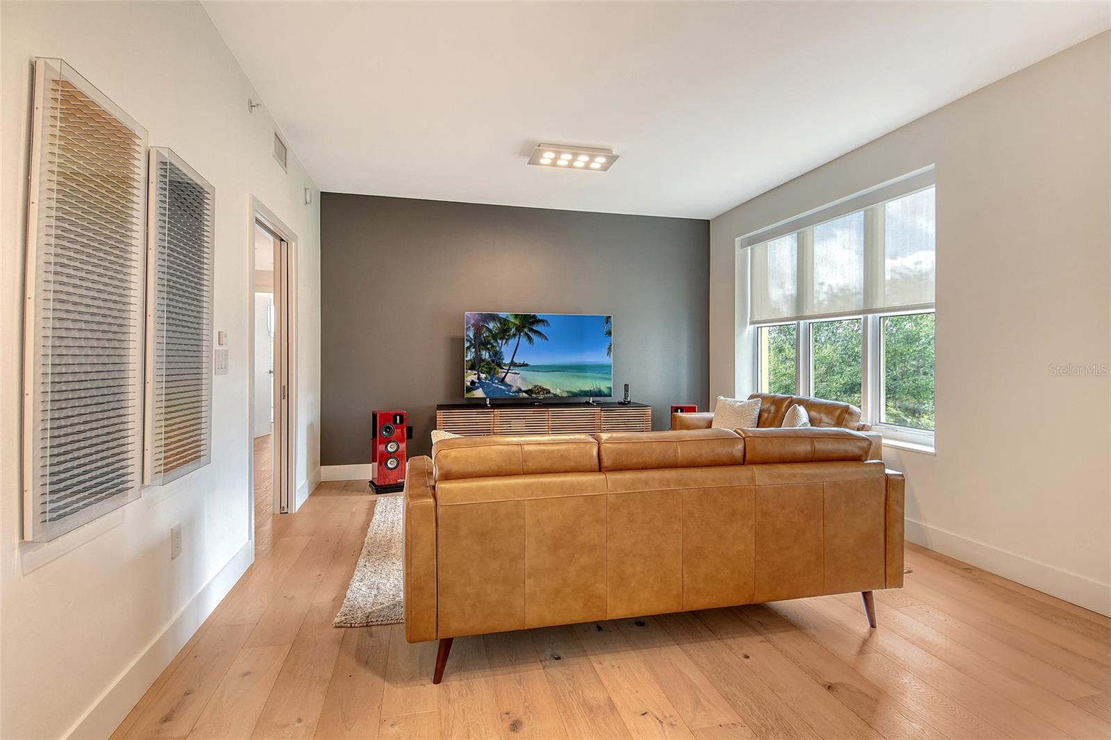 MERIDIAN AT THE OAKS PRESERVE - Residential