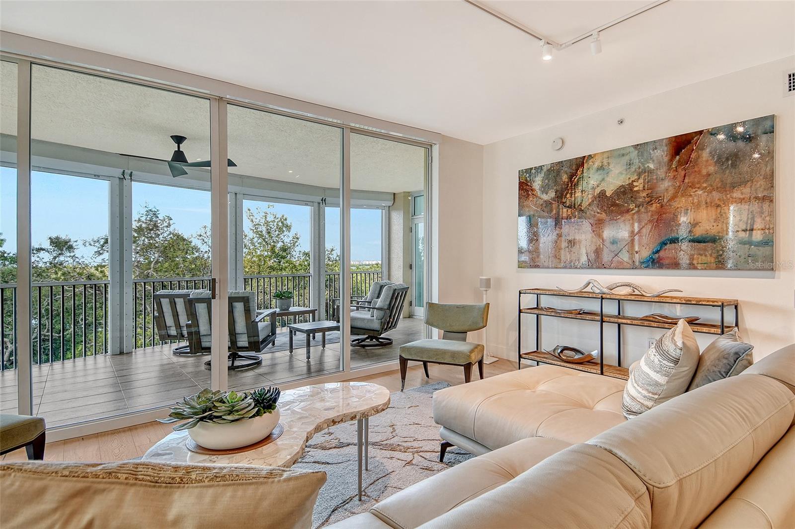 MERIDIAN AT THE OAKS PRESERVE - Residential