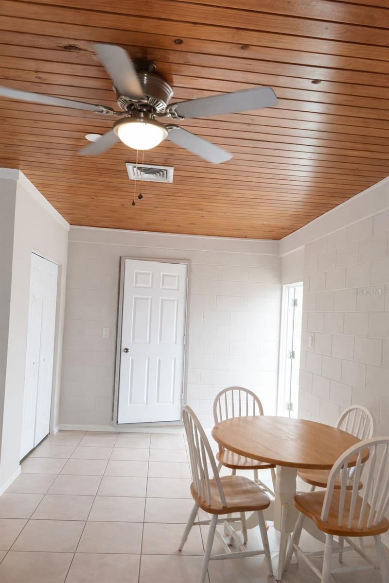 LAKE BONNY HEIGHTS - Residential